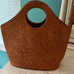 Vintage Tooled Leather Structured 1970’s Bucket Bag with Whipstitching